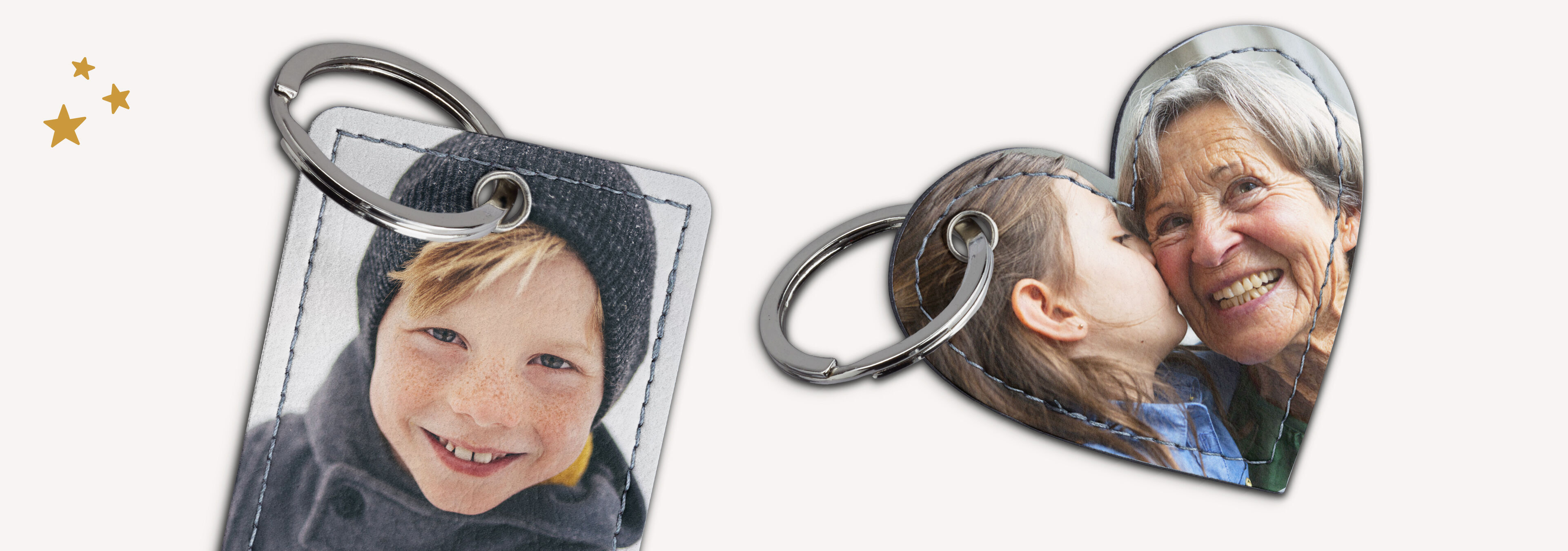 Deux porte-clés personnalisés avec photos