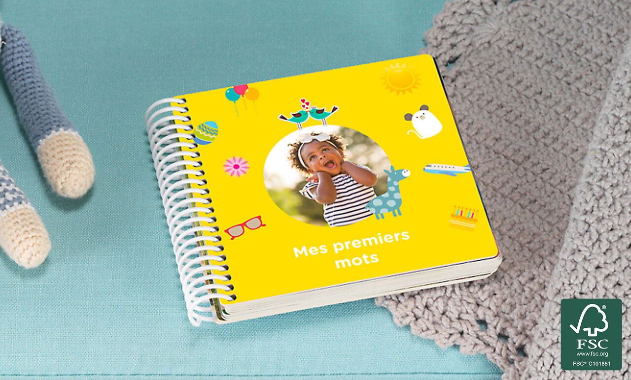 Livre de naissance personnalisé : stickers pour illustrer vos photos